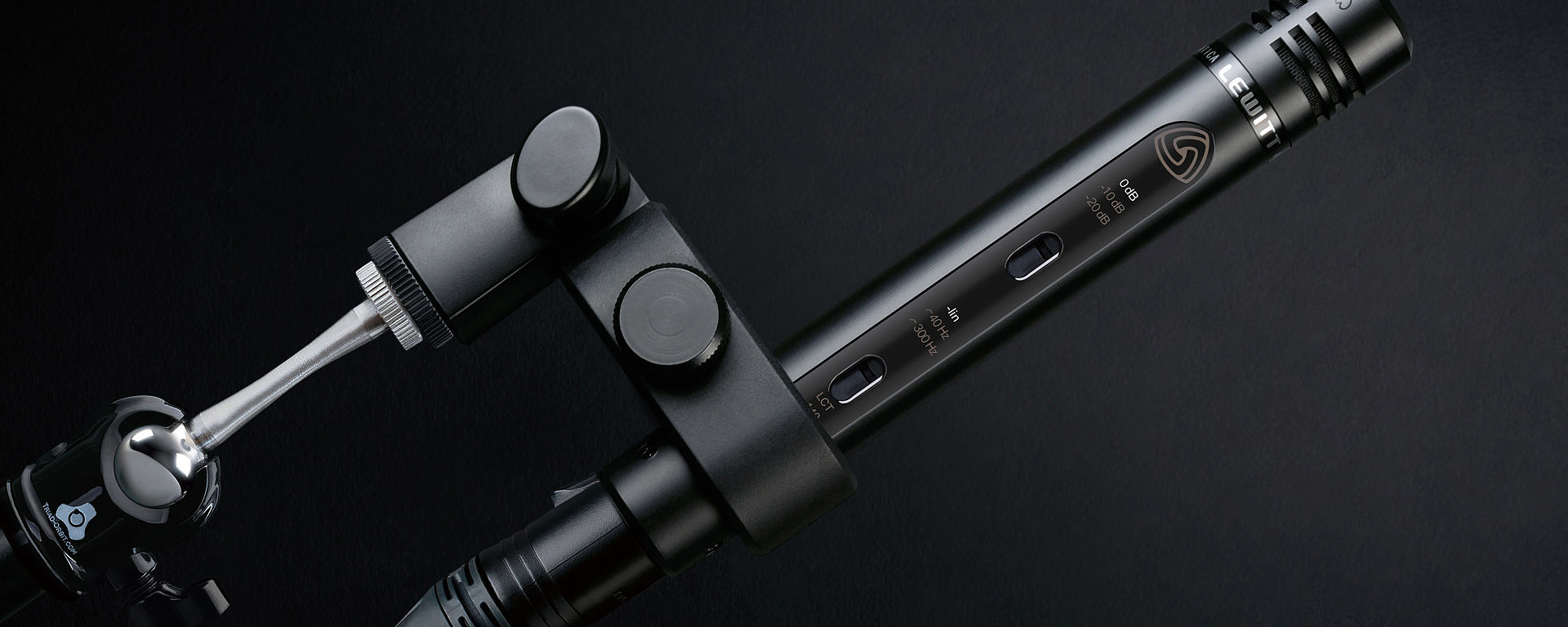 This image shows the LCT 140 pencil condenser microphone